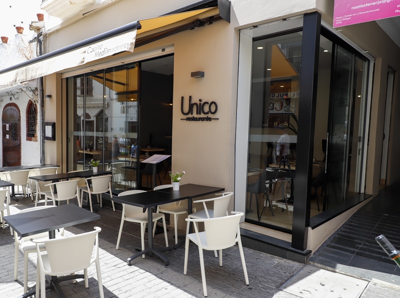 Outside seating at Unico Restaurant Nerja
